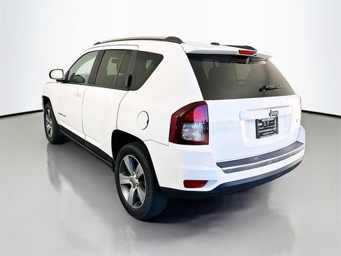 Used 2017 Jeep Compass High Altitude image 5