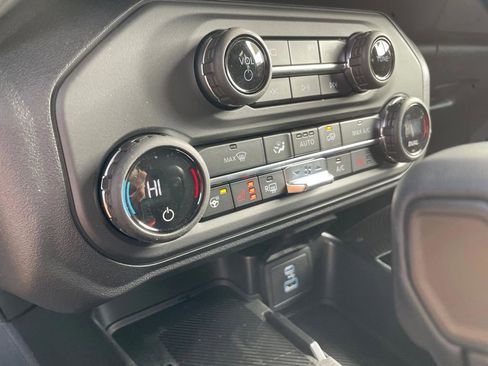 New 2025 Ford Bronco Raptor AWD/4WD image 26