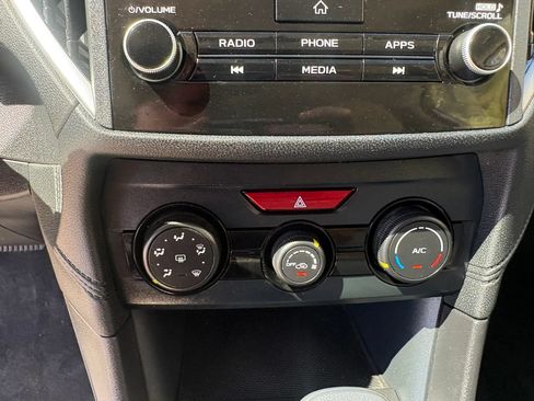 Used 2019 Subaru Impreza 2.0i AWD/4WD image 27