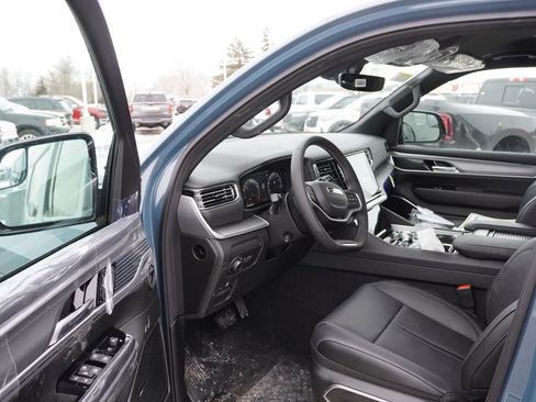 New 2026 Jeep Grand Wagoneer Limited image 11