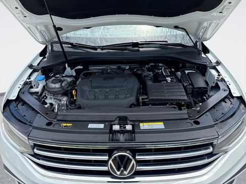 Used 2023 Volkswagen Tiguan SE FWD image 17