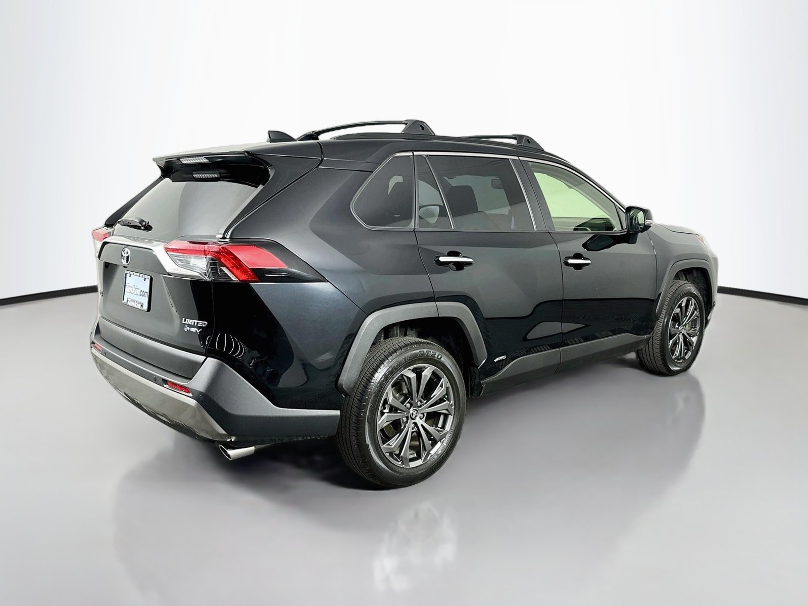 Certified 2025 Toyota RAV4 Limited w/ Advanced Technology Package AWD/4WD image 7