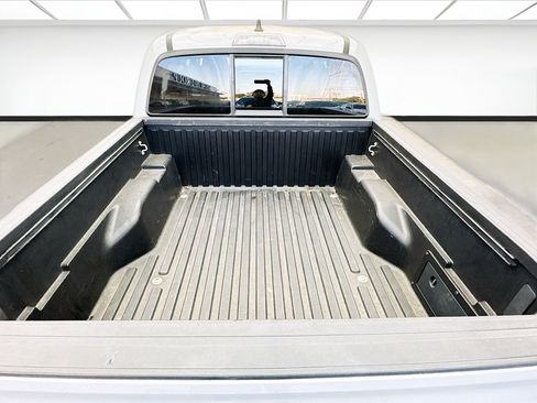 Used 2021 Toyota Tacoma SR5 image 16