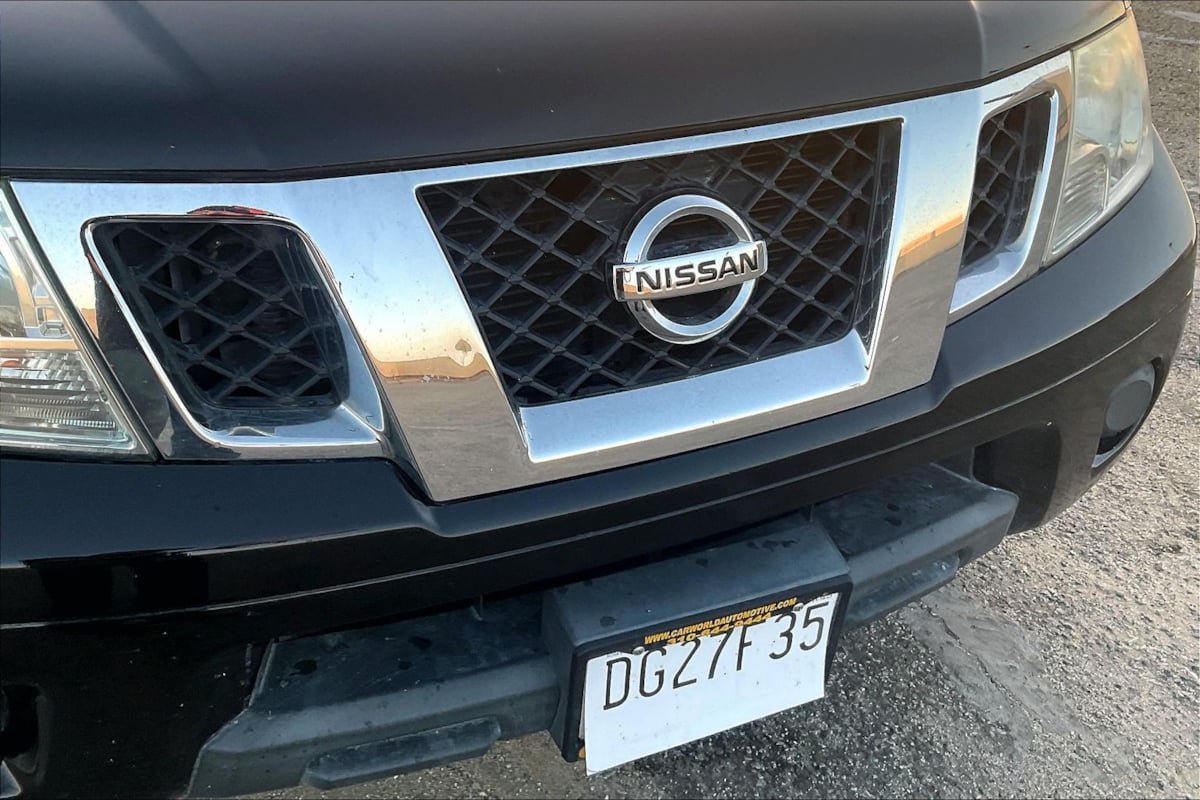 Used 2018 Nissan Frontier SV RWD image 27