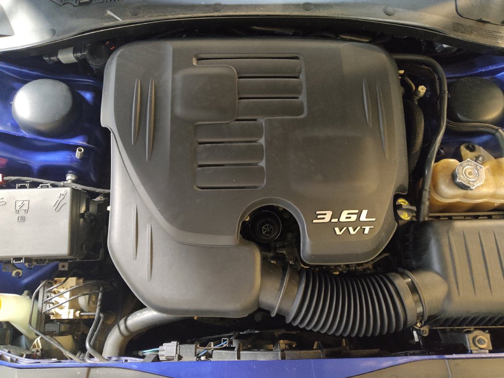 Used 2019 Chrysler 300 Limited RWD image 30