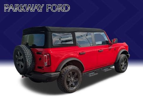Used 2023 Ford Bronco Black Diamond AWD/4WD image 5