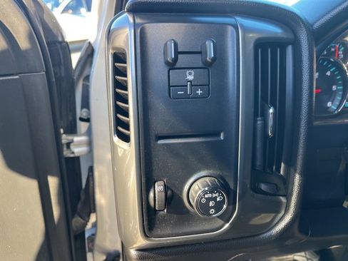 Used 2018 Chevrolet Silverado 1500 LT w/ Texas Edition image 16
