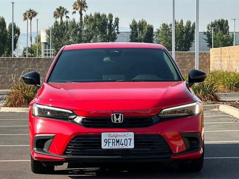 Used 2023 Honda Civic Sport image 9