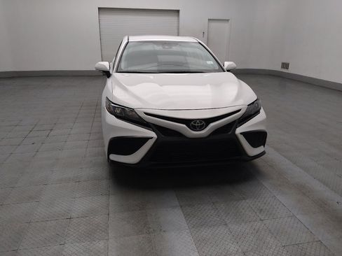 Used 2023 Toyota Camry SE image 14