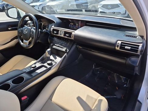 Used 2016 Lexus IS 200t RWD image 22