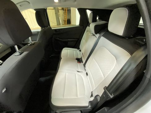 Used 2025 Ford Escape Active image 24