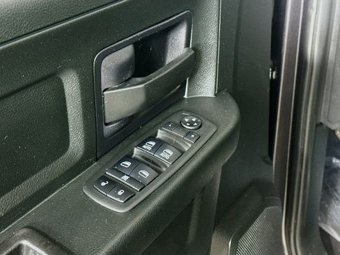 Used 2017 RAM 1500 Express image 22
