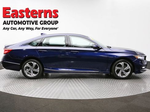 Used 2020 Honda Accord EX image 4