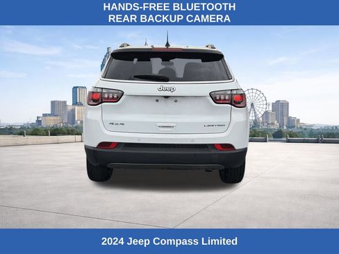Used 2024 Jeep Compass Limited image 4