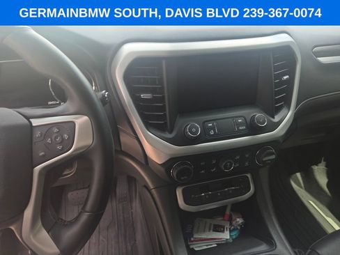Used 2023 GMC Acadia SLT w/ Elevation Edition FWD image 28