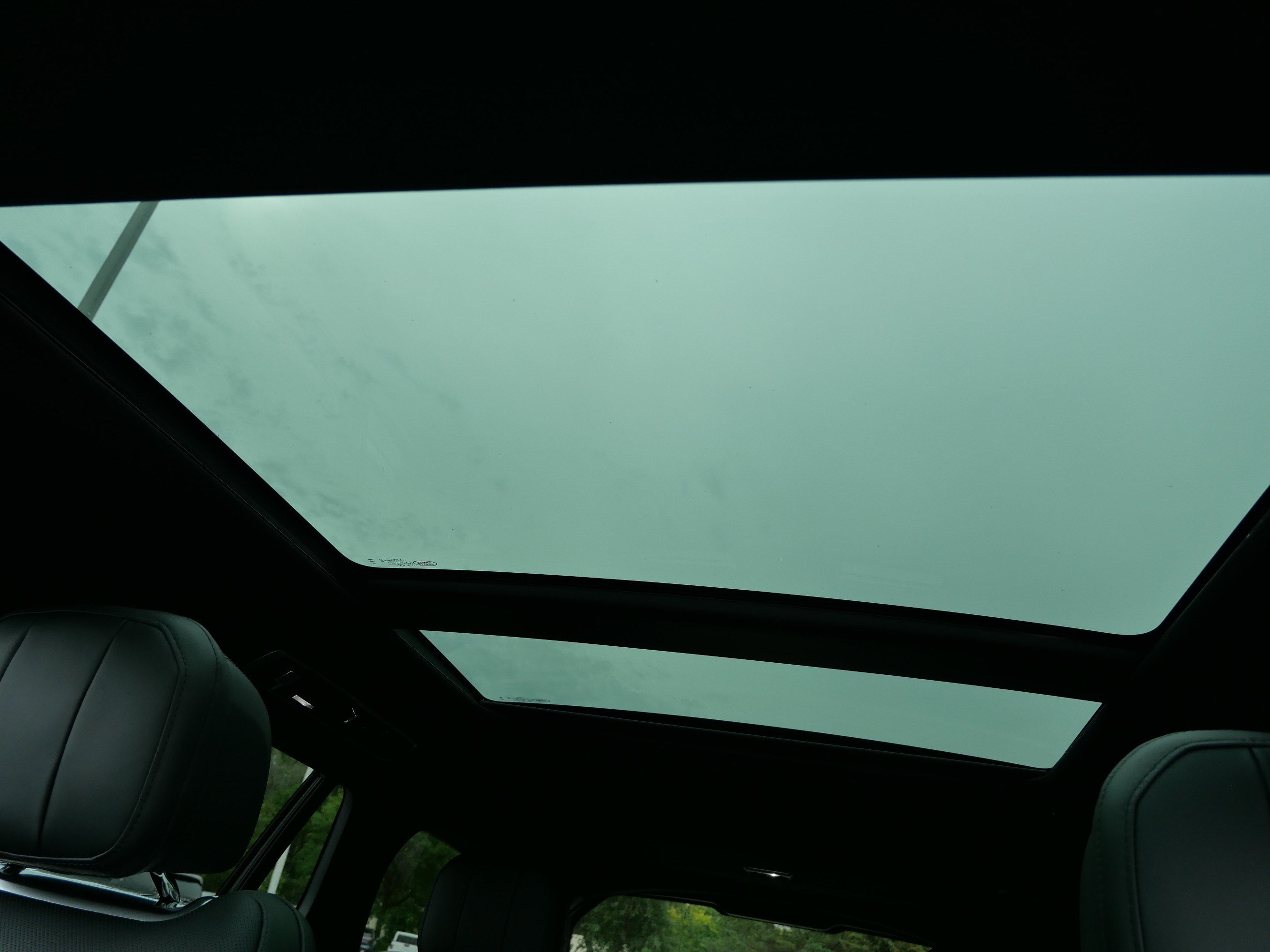 New 2027 Land Rover Range Rover Long Wheelbase SE AWD/4WD image 7