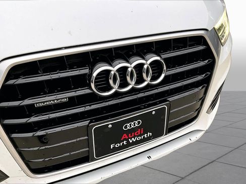 Used 2018 Audi Q3 2.0T Premium Plus w/ Premium Plus Package AWD/4WD image 32