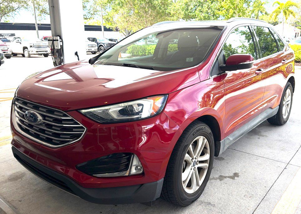 Used 2020 Ford Edge SEL w/ Cold Weather Package AWD/4WD image 2