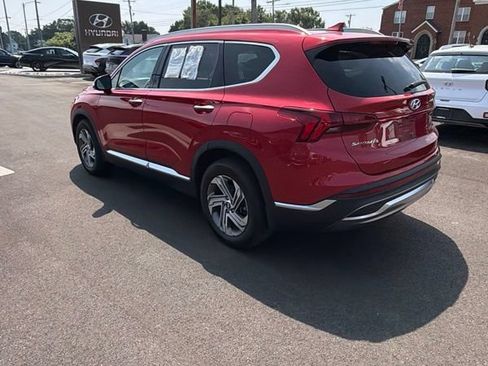 Used 2022 Hyundai Santa Fe SEL w/ Convenience + Premium Package FWD image 4