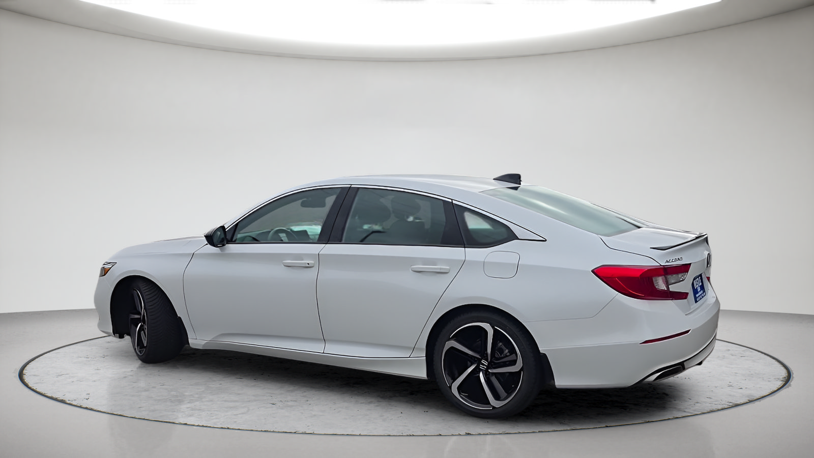 Used 2022 Honda Accord Sport image 3