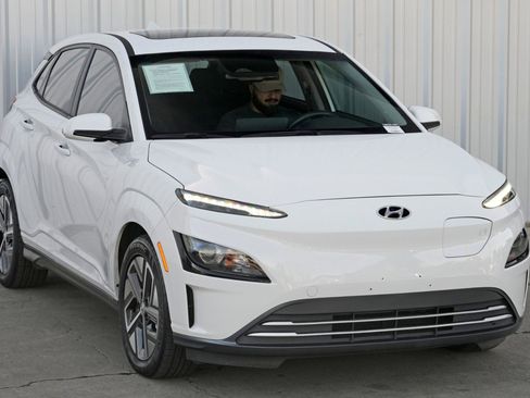 Used 2022 Hyundai Kona SEL w/ Convenience Package image 49