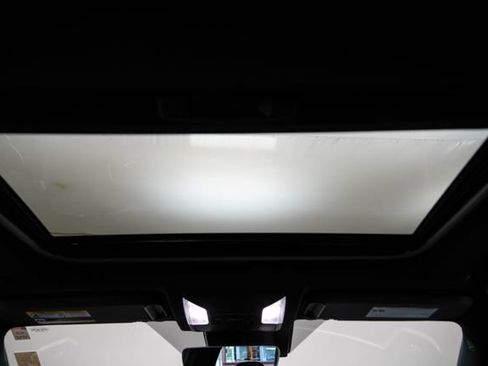 Used 2025 Toyota RAV4 XSE w/ Weather Package AWD/4WD image 21