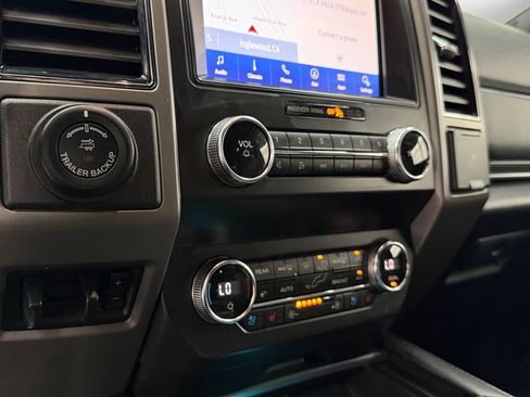 Used 2020 Ford Expedition Max XLT w/ Equipment Group 202A RWD image 23