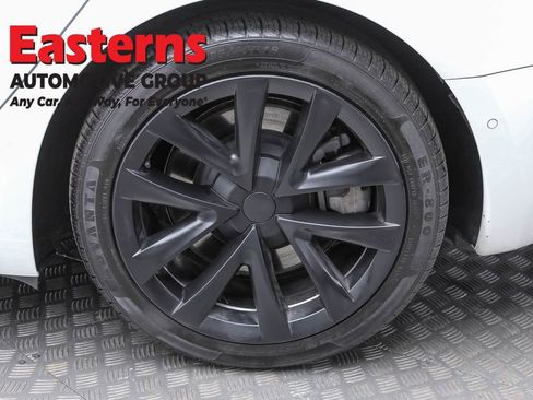 Used 2021 Tesla Model 3 Standard Range Plus image 8