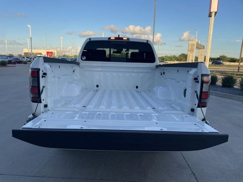 New 2026 Nissan Frontier S image 5