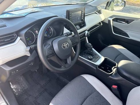 Used 2022 Toyota RAV4 XLE w/ Convenience Package AWD/4WD image 21