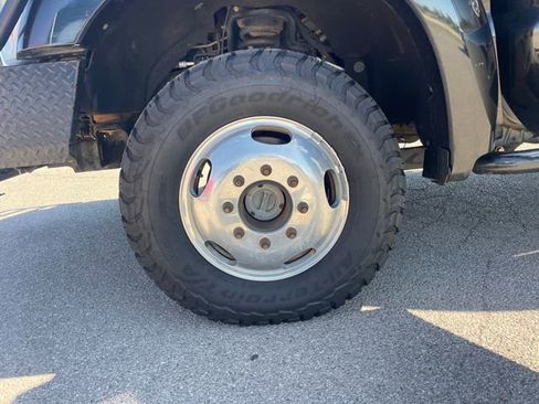 Used 2011 Ford F450 Lariat w/ FX4 Off Road Pkg AWD/4WD image 19
