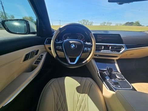 Used 2019 BMW 330i Sedan w/ Convenience Package image 13