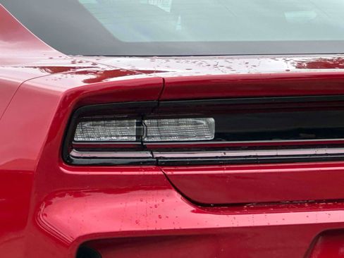 Used 2024 Dodge Charger Daytona R/T w/ Plus Group AWD/4WD image 9