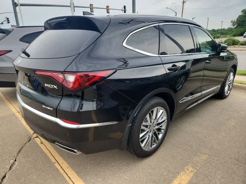 Used 2023 Acura MDX SH-AWD w/ Advance Package image 4