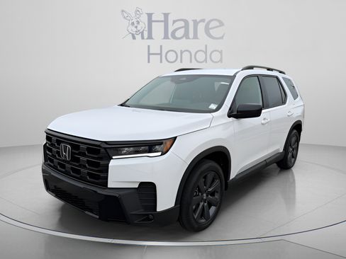 Used 2026 Honda Pilot Sport image 1