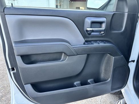 Used 2014 Chevrolet Silverado 1500 W/T w/ Trailering Package image 9