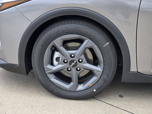 New 2026 Kia K4 FWD image 8