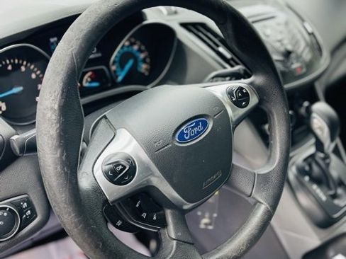 Used 2016 Ford Escape SE image 11