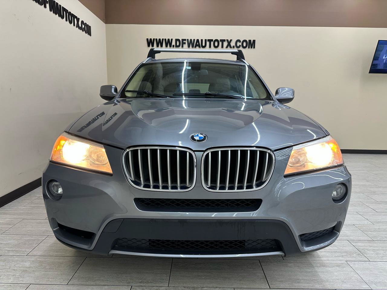 Used 2013 BMW X3 xDrive28i AWD/4WD image 3