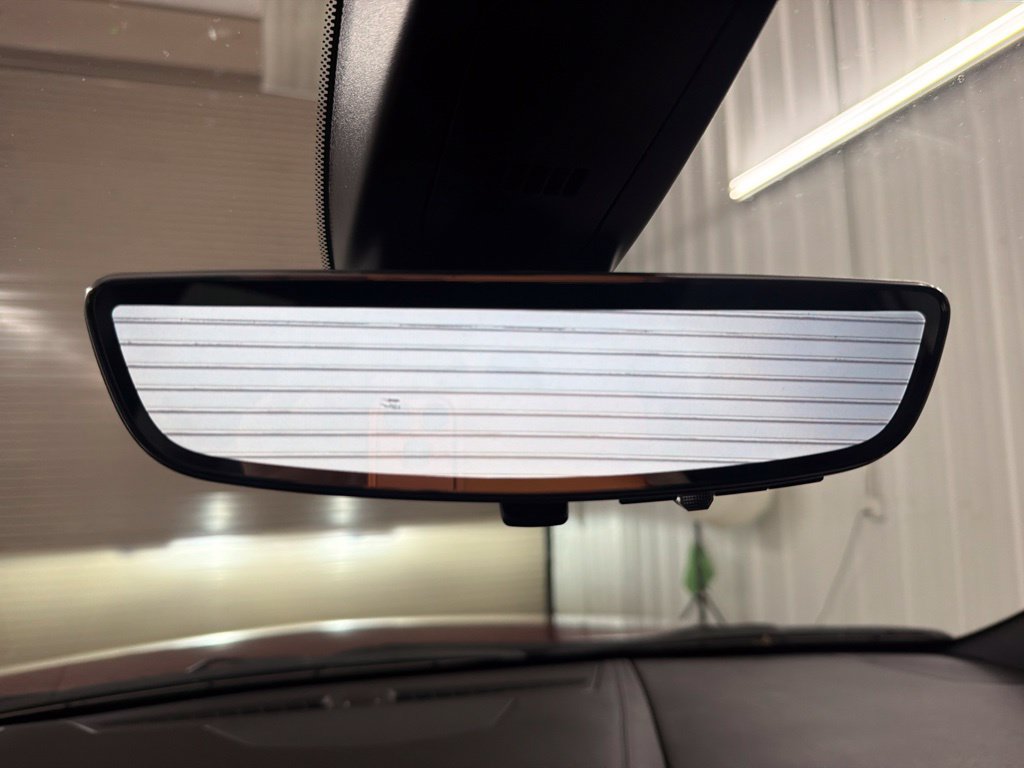 Used 2023 Cadillac XT6 Premium Luxury w/ Technology Package FWD image 37