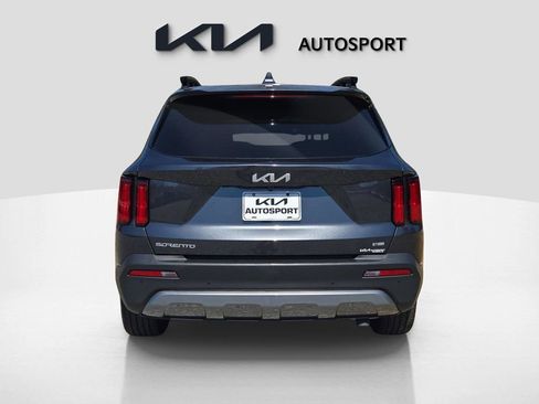 Certified 2023 Kia Sorento SX Prestige image 9