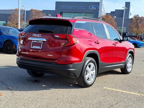 Used 2021 GMC Terrain SLE w/ Driver Convenience Package image 7