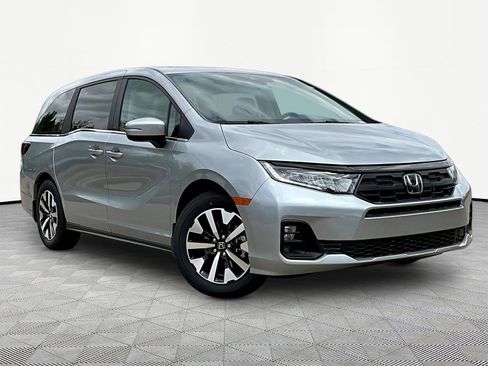 New 2026 Honda Odyssey EX-L image 3