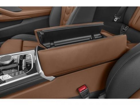 Used 2023 BMW M850i xDrive M850i xDrive w/ M Carbon Exterior Package image 17