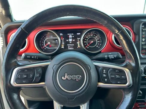 Used 2020 Jeep Gladiator Rubicon AWD/4WD image 9