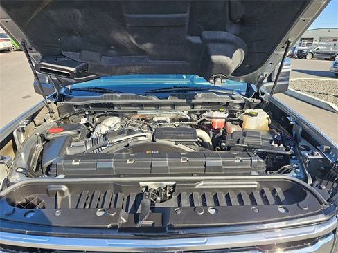 Used 2024 Chevrolet Silverado 3500 High Country w/ High Country Premium Package image 9