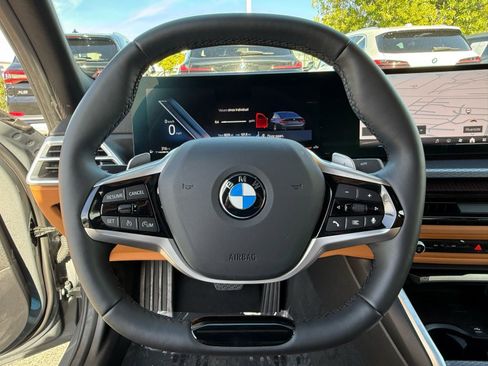 Used 2025 BMW 330i Sedan w/ Premium Package image 24