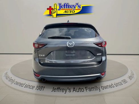 Used 2017 MAZDA CX-5 Touring w/ Preferred Equipment Package FWD image 2