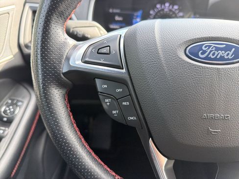 Used 2021 Ford Edge ST-Line FWD image 19