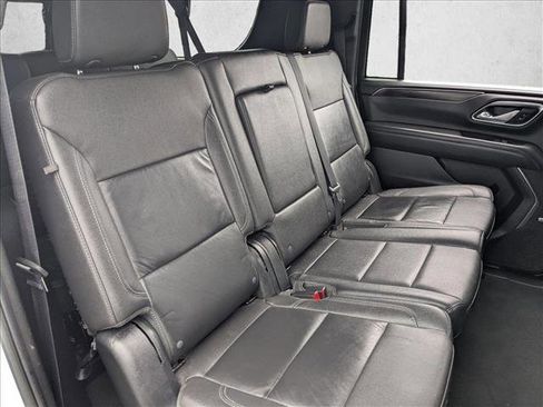 Used 2023 Chevrolet Suburban LT image 22